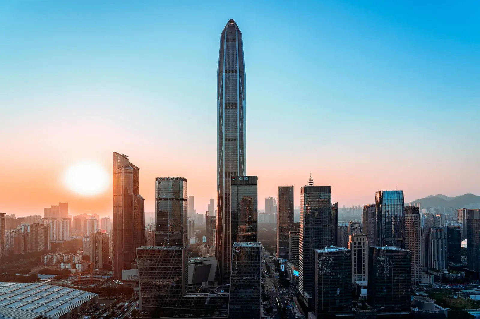 盛世酒业产品中心：三大系列红酒白酒参数与应用场景