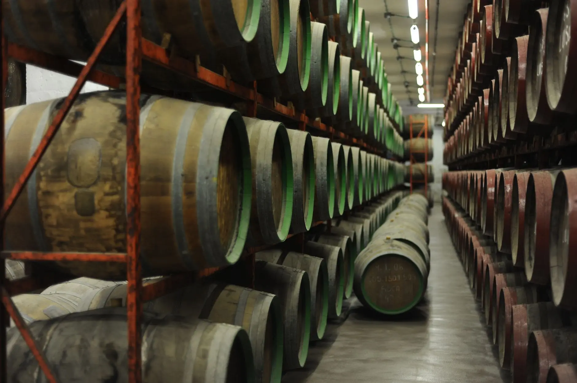 深圳盛世酒业酒类批发产品线全解析：红酒白酒洋酒一站式供应方案正文配图 2