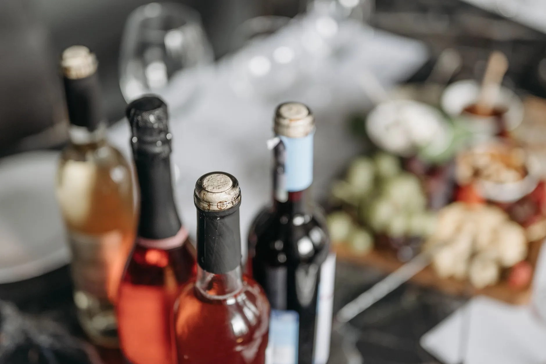 深圳酒业贸易红酒白酒批发：餐饮商超选品组合策略解析正文配图 1